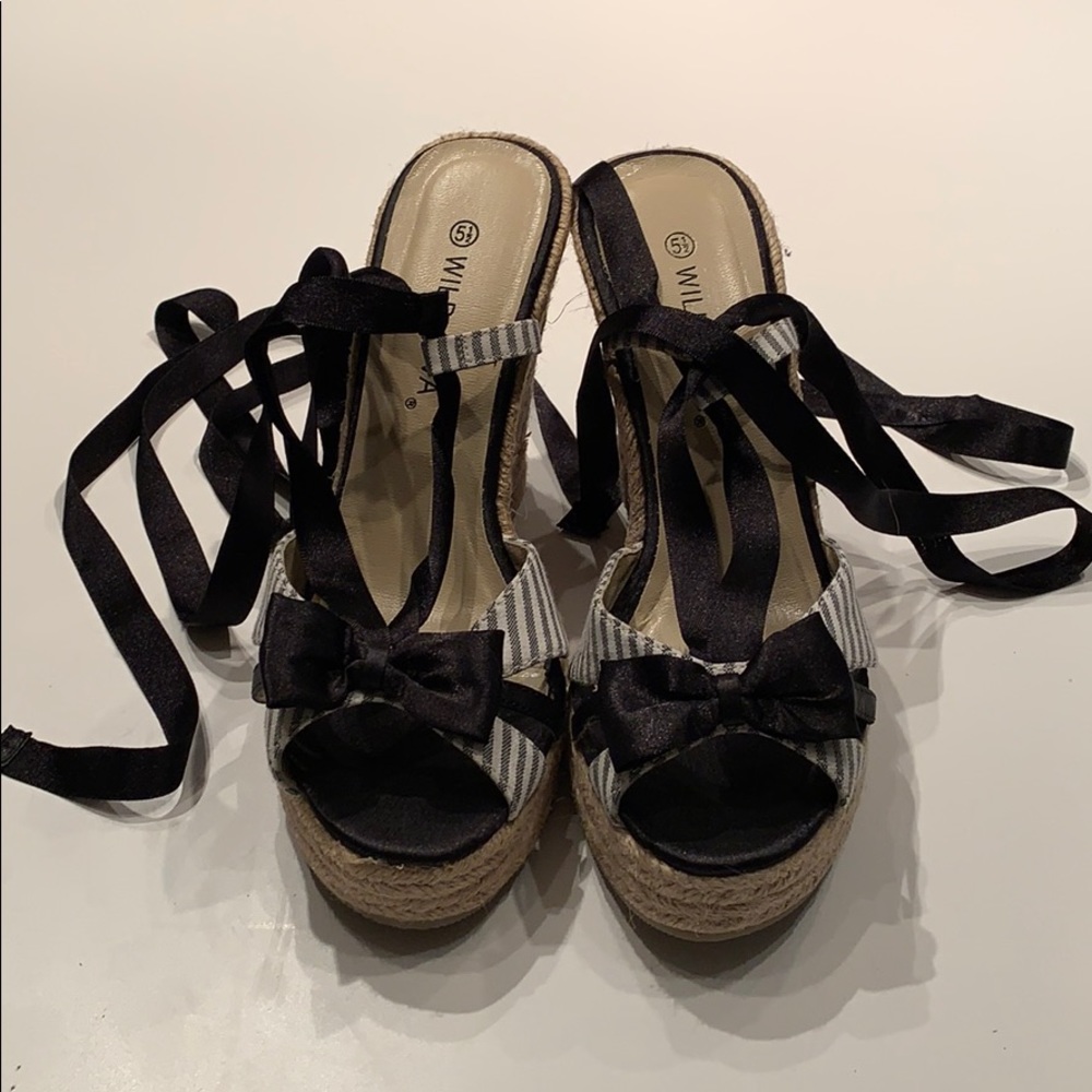 Wild Diva Black White Stripe Fabric Wedges